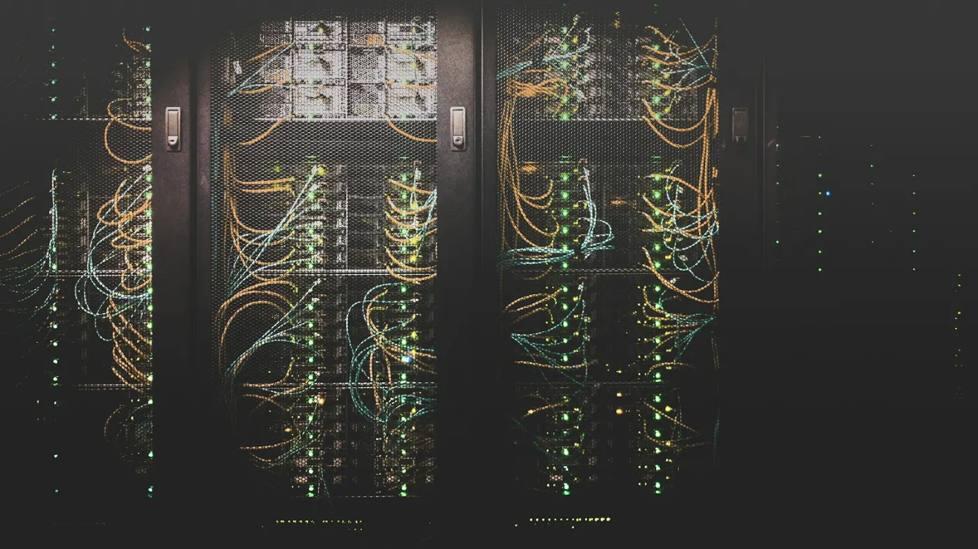Baie de brassage réseau et câblage informatique